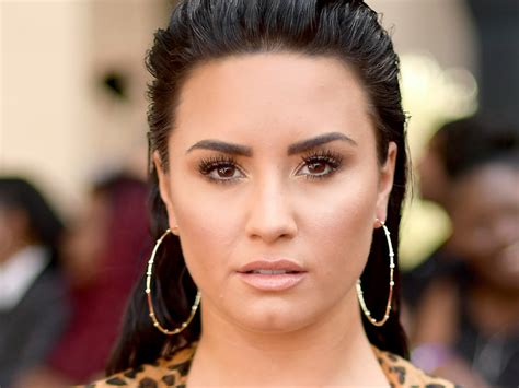 demi leaked|Demi Lovato fans defend the singer after hacker leaks。